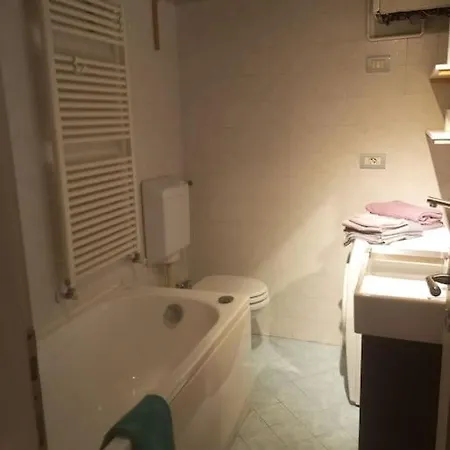 بيت للعطل La Casina Di Chiara رافيننا